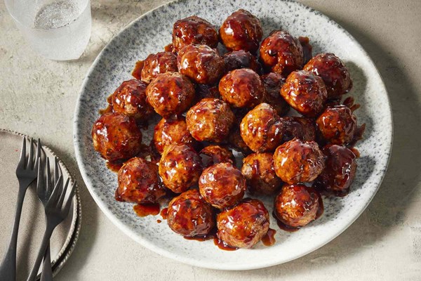 Pepper jelly cocktail meatballs