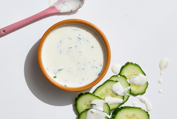 Peppercorn-buttermilk dressing