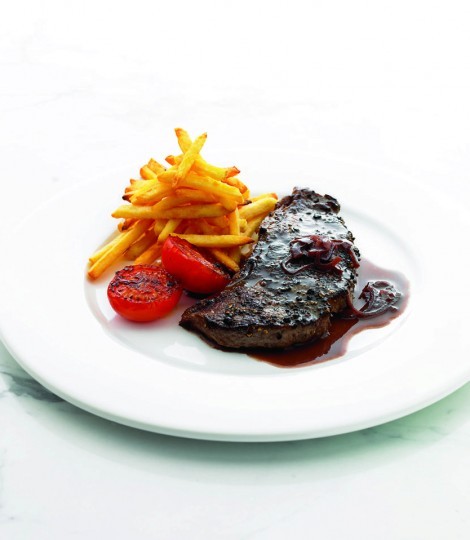 Peppered steak with a rich shallot sauce