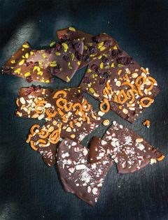 Peppermint bark