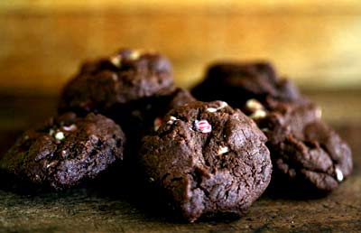 Peppermint bark chocolate cookies