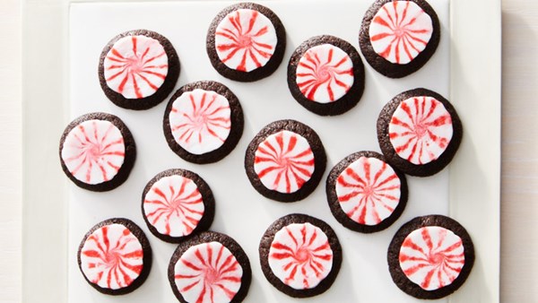 Peppermint bark cookies