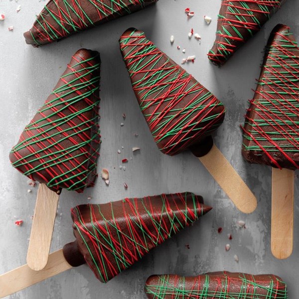 Peppermint cheesecake on a stick
