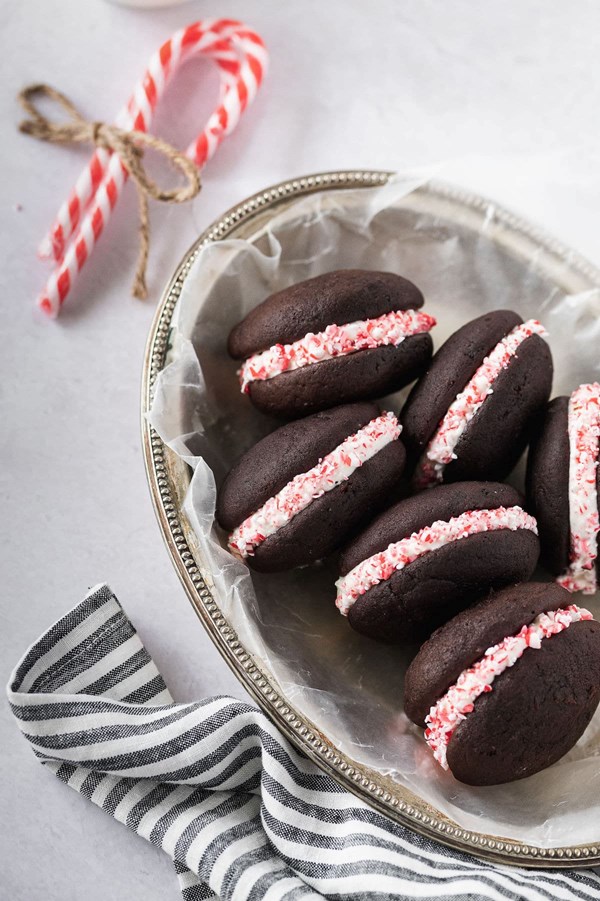 Peppermint chocolate whoopie pies