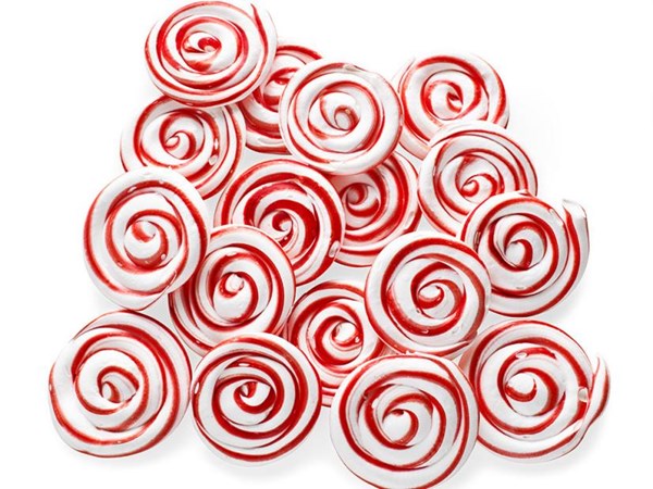 Peppermint meringues