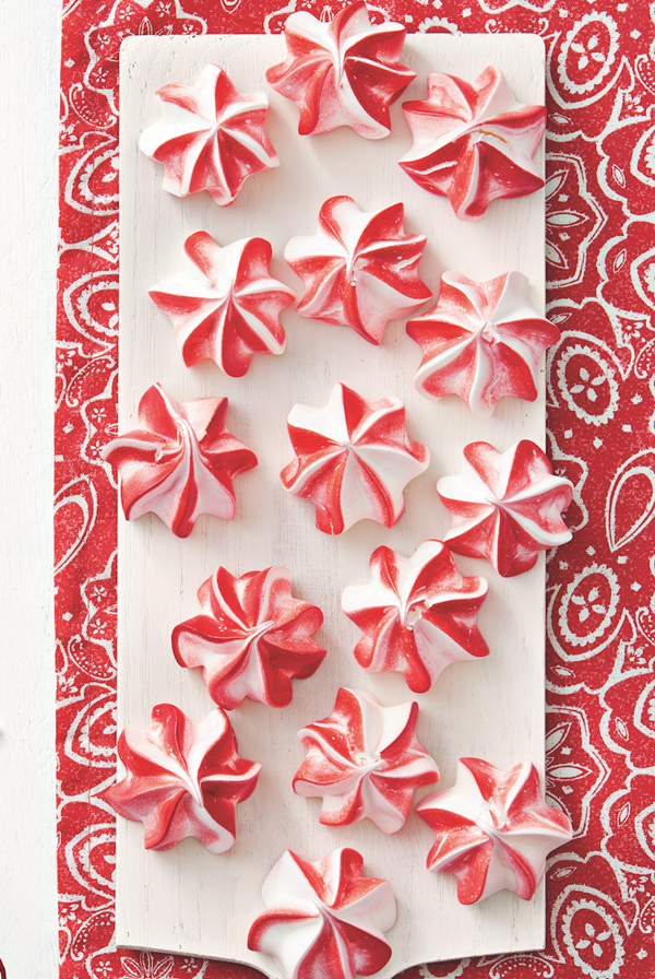 Peppermint meringues