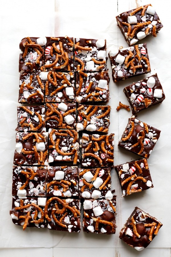 Peppermint pretzel marshmallow fudge