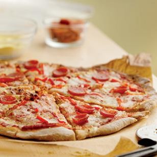 Pepperoni & pepper pizza