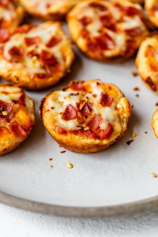Pepperoni pizza bites