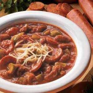 Pepperoni pizza chili