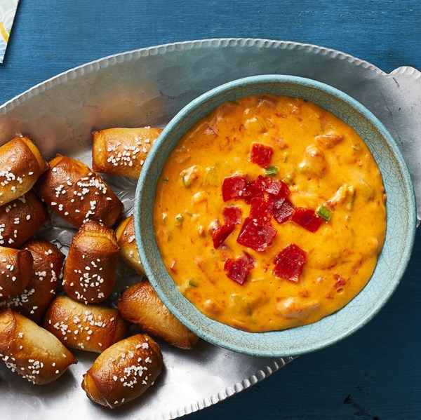 Pepperoni queso