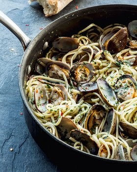 Pepper's spicy clams and pasta