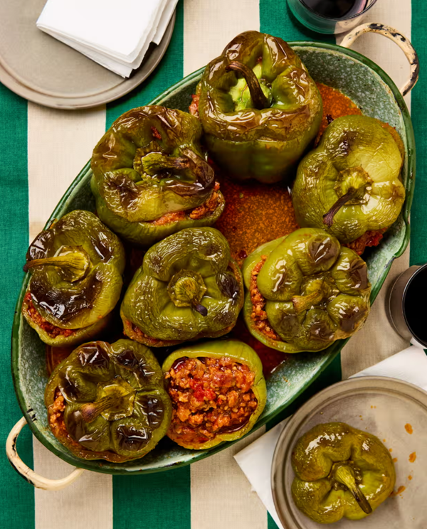 Peppers stuffed with slow-cooked ragu