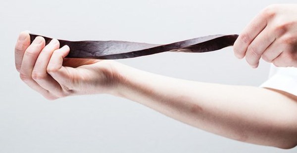 Peppery, chewy, chocolaty caramel