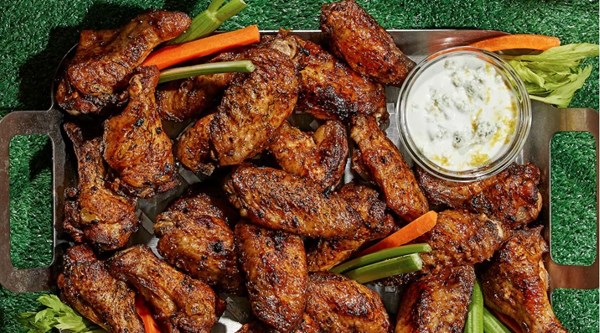 Peppery chicken wings