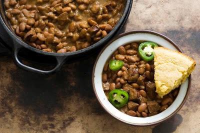 Peppery pinto beans with sausage