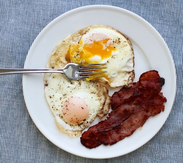 Perfect fried eggs