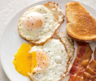 Perfect fried eggs