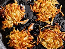 Perfect potato latkes