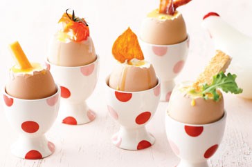 Perfect soft-boiled eggs with dippers
