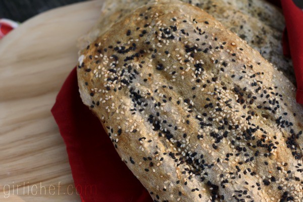 Persian flatbread (Nan e barbari)