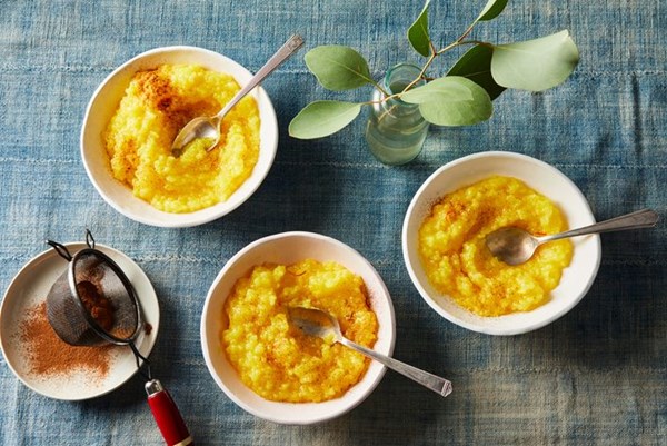Persian saffron rice pudding (Sholeh zard)
