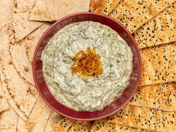 Persian spinach dip (Borani e esfenaj)
