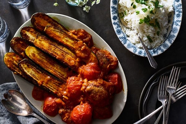 Persian zucchini stew with chicken (Khoresh kadoo)