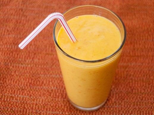 Persimmon lassi