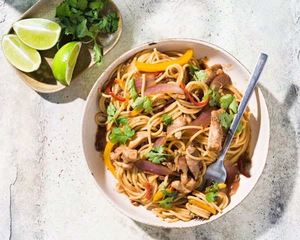 Peruvian stir-fried chicken and noodles