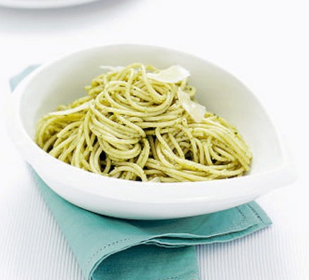Pesto & Parmesan spaghetti