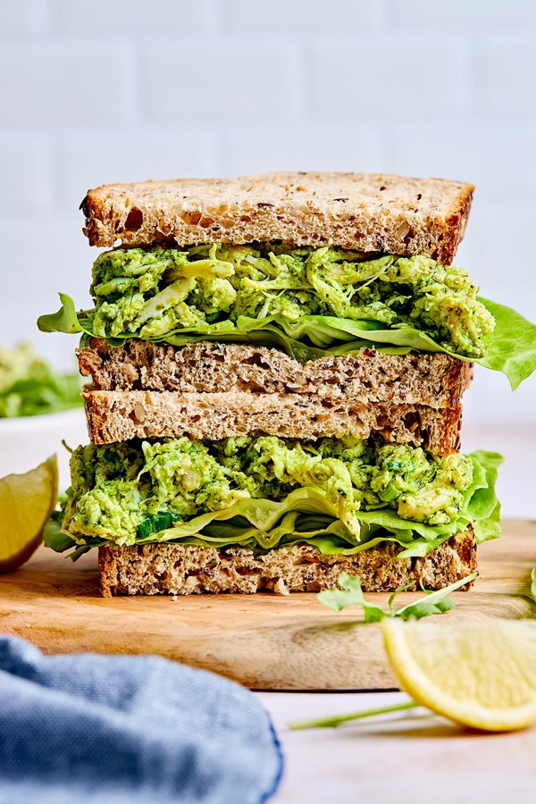 Pesto chicken salad