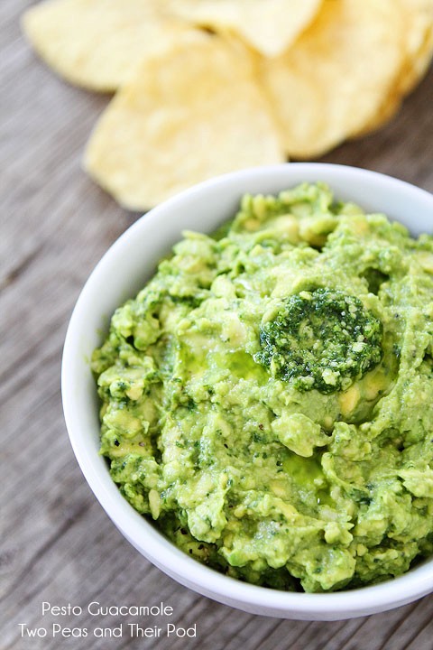 Pesto guacamole