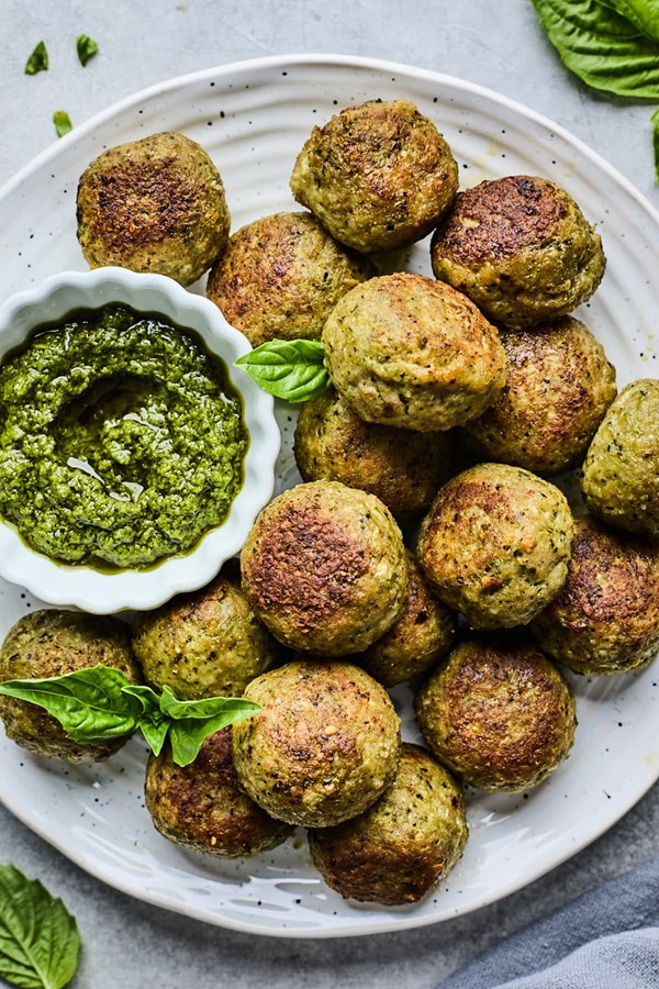Pesto meatballs