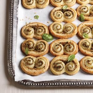 Pesto pastries