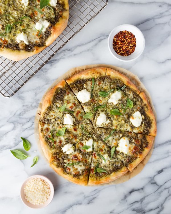 Pesto pizza