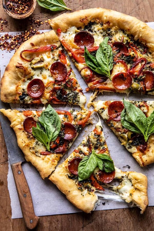 Pesto pizza with feta stuffed crust