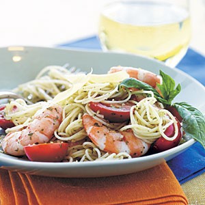 Pesto shrimp pasta