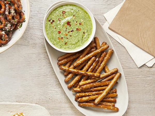 Pesto-yogurt pretzel dip