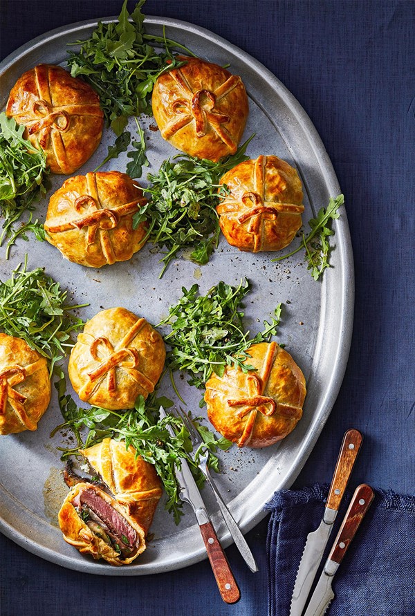 Petite beef Wellingtons