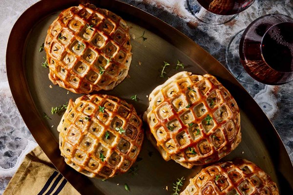 Petite beef Wellingtons