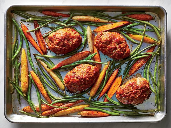 Petite meatloaf dinner