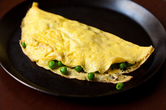 Petite pea omelet with mint and mascarpone