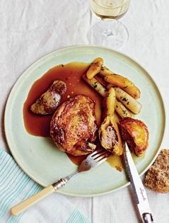 Pheasant with pithiviers and salsify [oyster plant] (Suprême de faisan, pithiviers et salsifis)