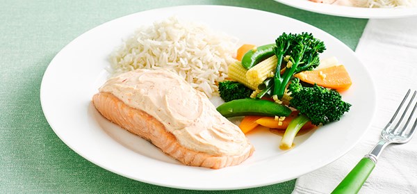 Philadelphia, sweet chilli salmon and vegetable parcels