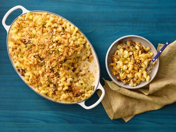 Philly cheesesteak mac and cheese