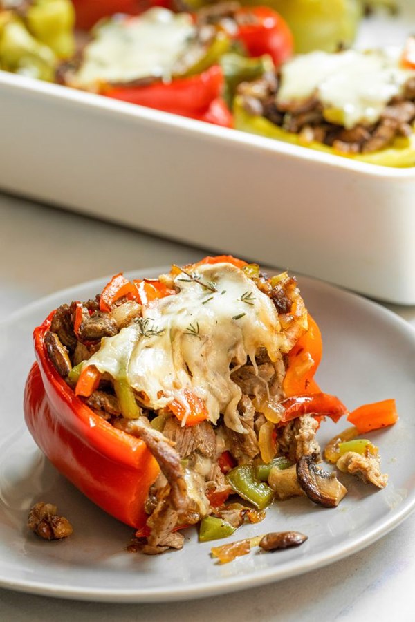 Philly cheesesteak stuffed peppers