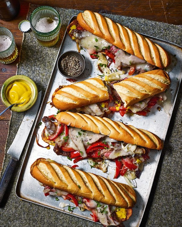 Philly cheesesteak toastie