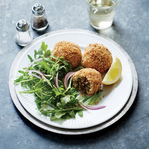 Picadillo-stuffed mashed potato balls