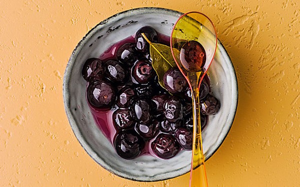 Pickled blueberries